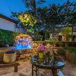 Casa Nova Pensión 3*