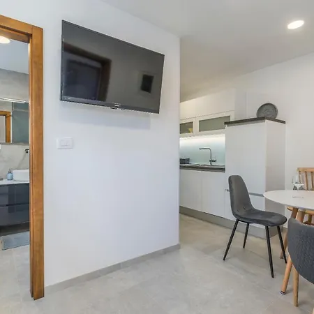 Casa Nova פורץ