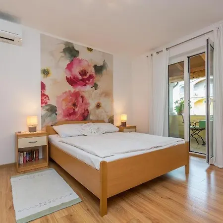 בית הארחה Casa Nova