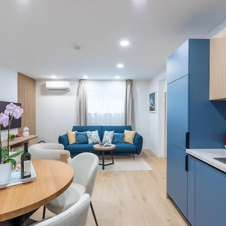 Casa Nova 3* بوريتش