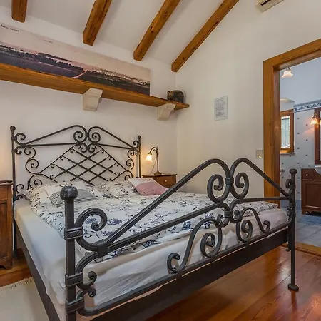 Casa Nova 3* פורץ